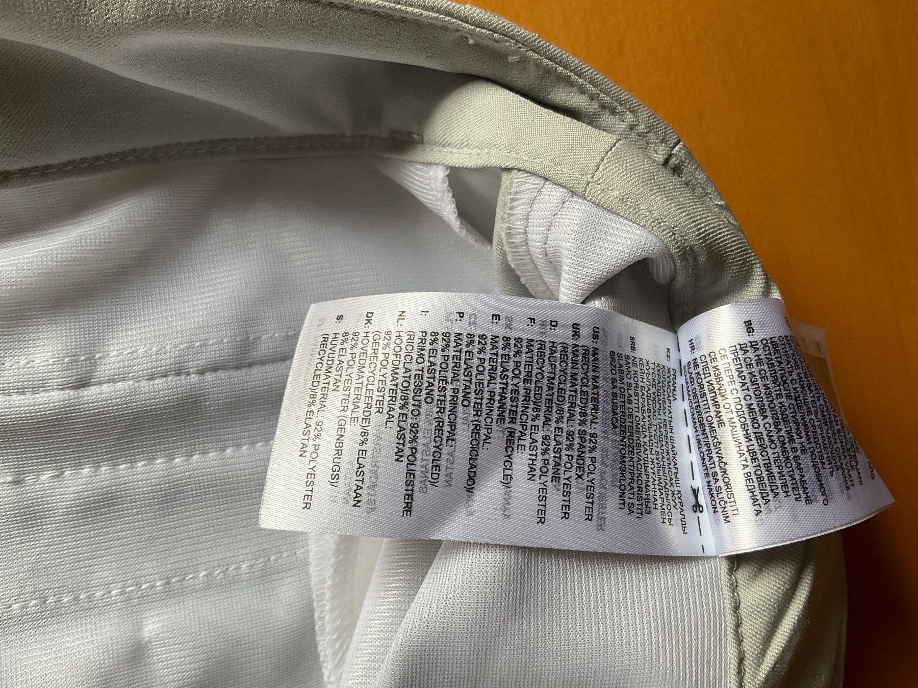 Pantaloni: ADIDAS pantalon & short – Nuovo (secondo la descrizione) da Gland venduto da DL2004 4