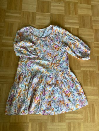 Schönes Sommerkleid