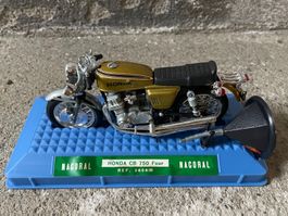 Honda CB 750 four Töff Modell