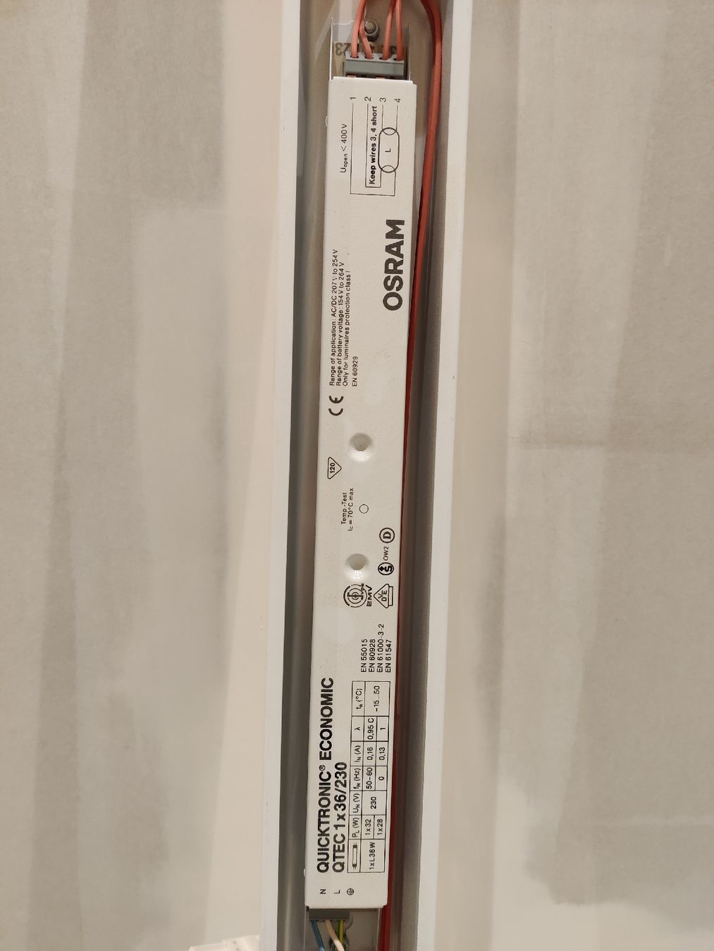 Lampadari & plafoniere: 60m Leuchtenschienen komplett – Usato da Volketswil venduto da mar_c5pv 4