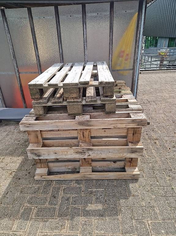 Pallets: Paletten – Usato da Wil SG venduto da muellerluca14 2