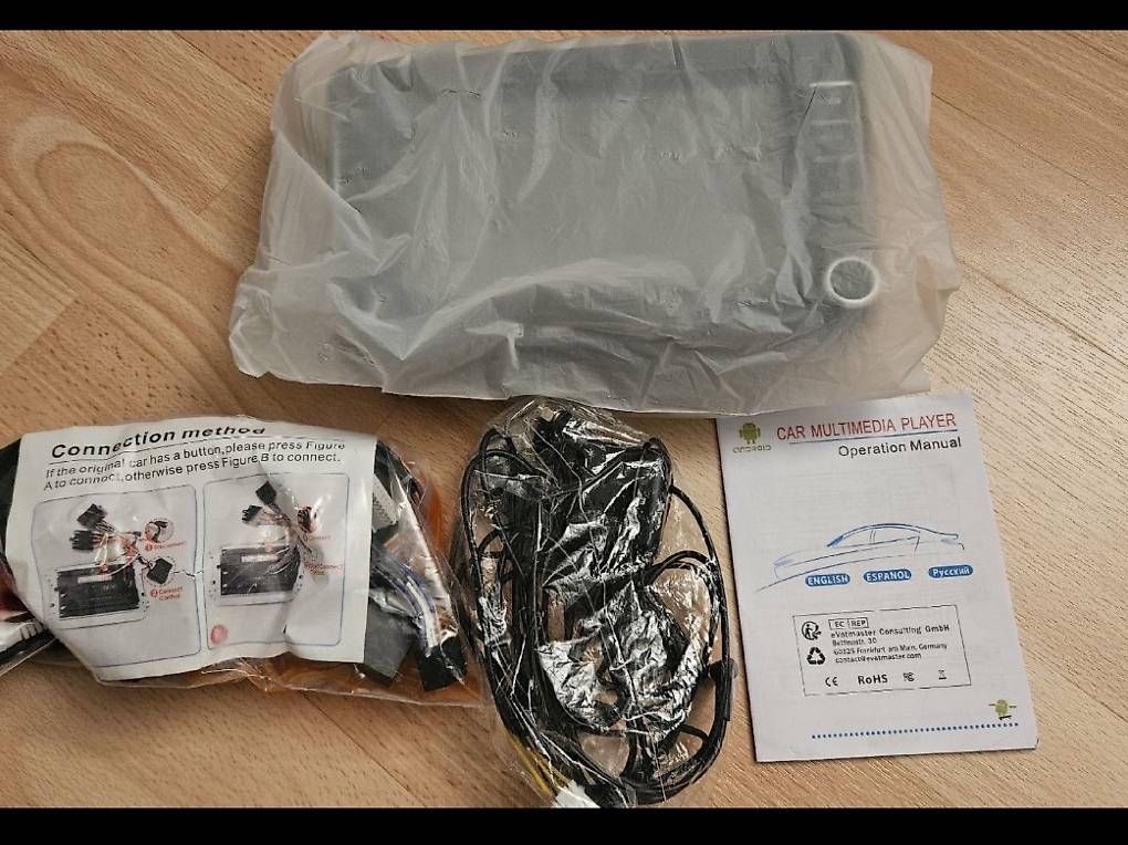 Radios: Neuwertiges VW Multimedia Radio – D'occasion à Wollerau par michel31 3