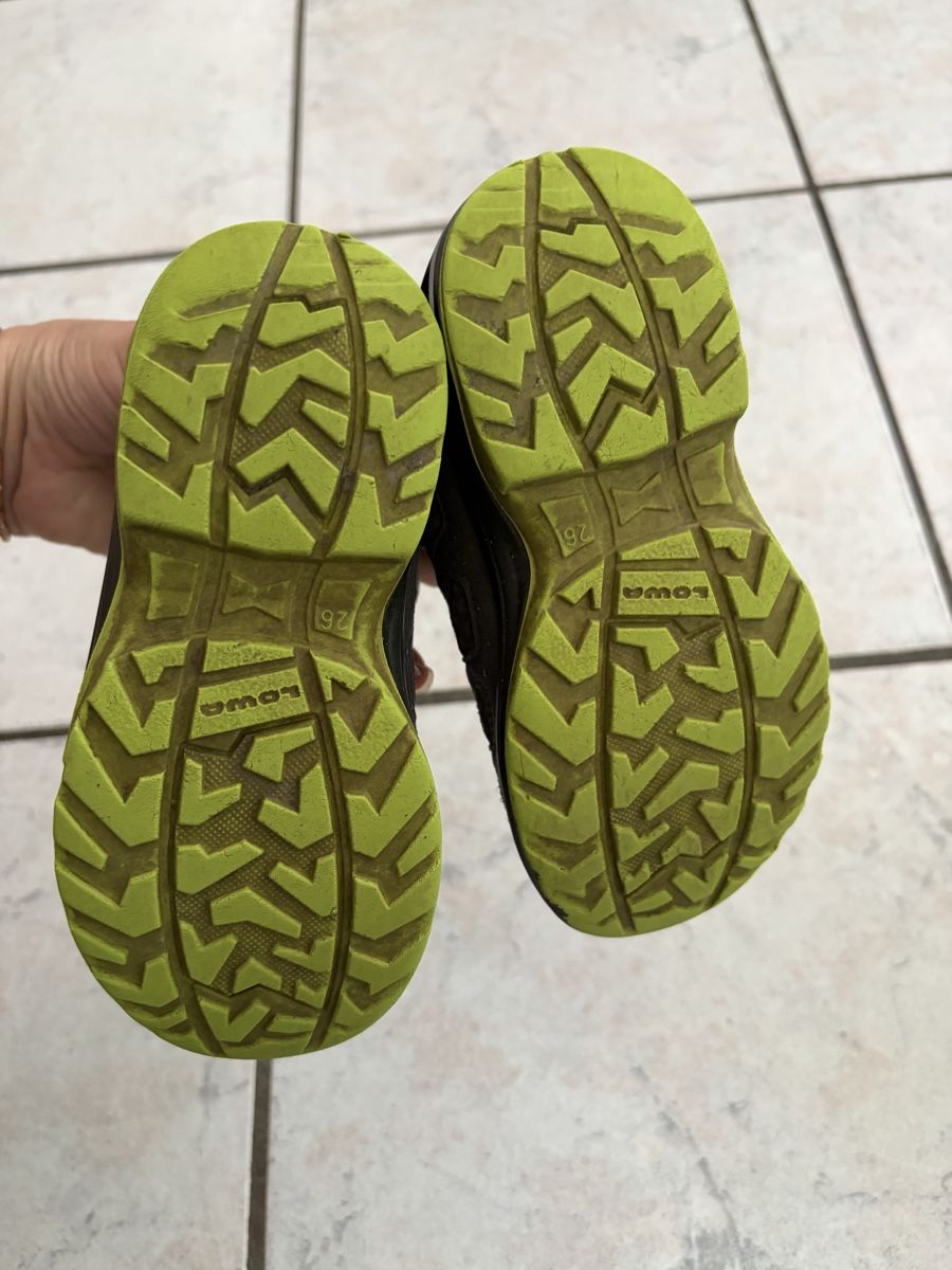 Lowa Scarpe per ragazzi: Lowa Gore-tex Wanderschuhe gr. 26 – Usato da Sevelen venduto da gsandax 4