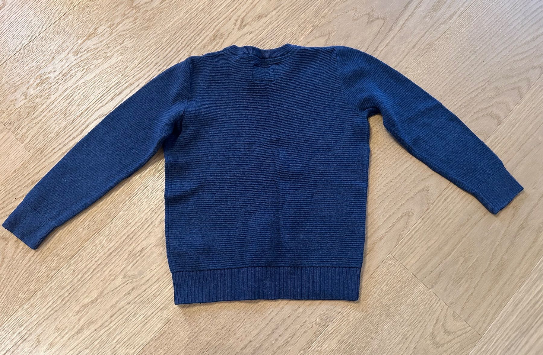 Maglioni & Felpe: Pullover Gr.122 100% Baumwolle – Usato da Zürich venduto da Bastet6 1