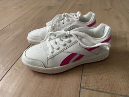 Turnschuhe von Reebok Gr. 35 NEU