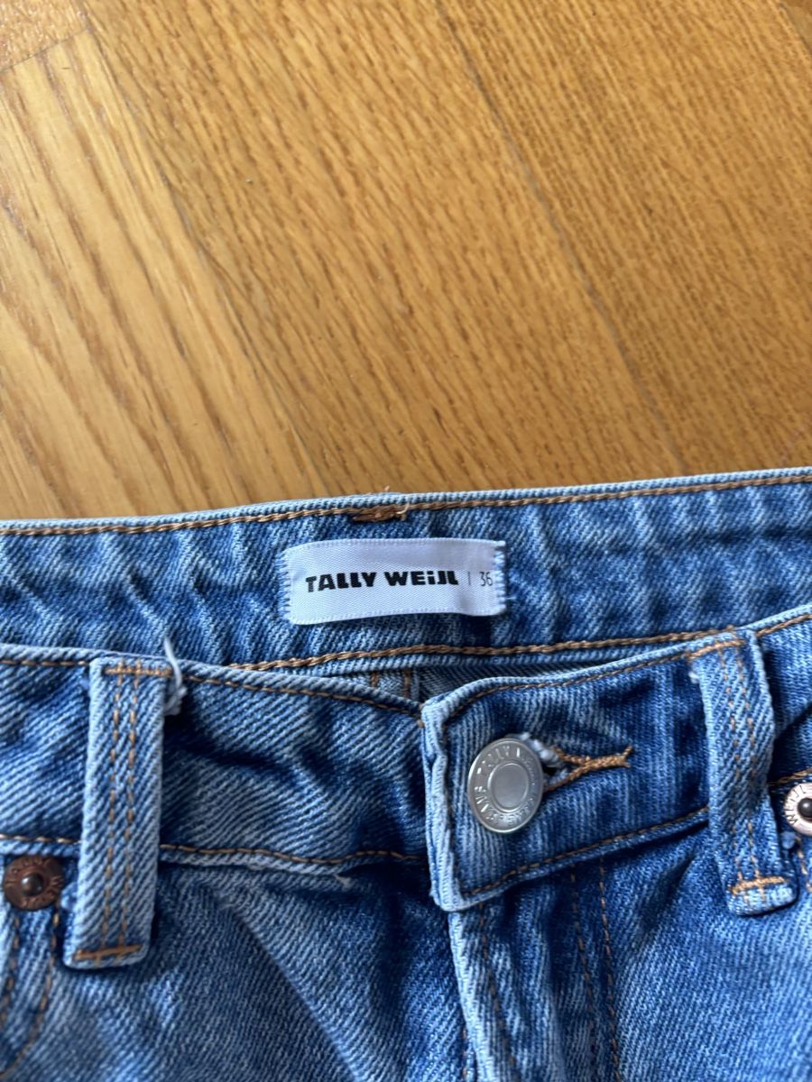 Tally Weijl Jeans: lässige Jeans – Usato da Oftringen venduto da violetta9 1
