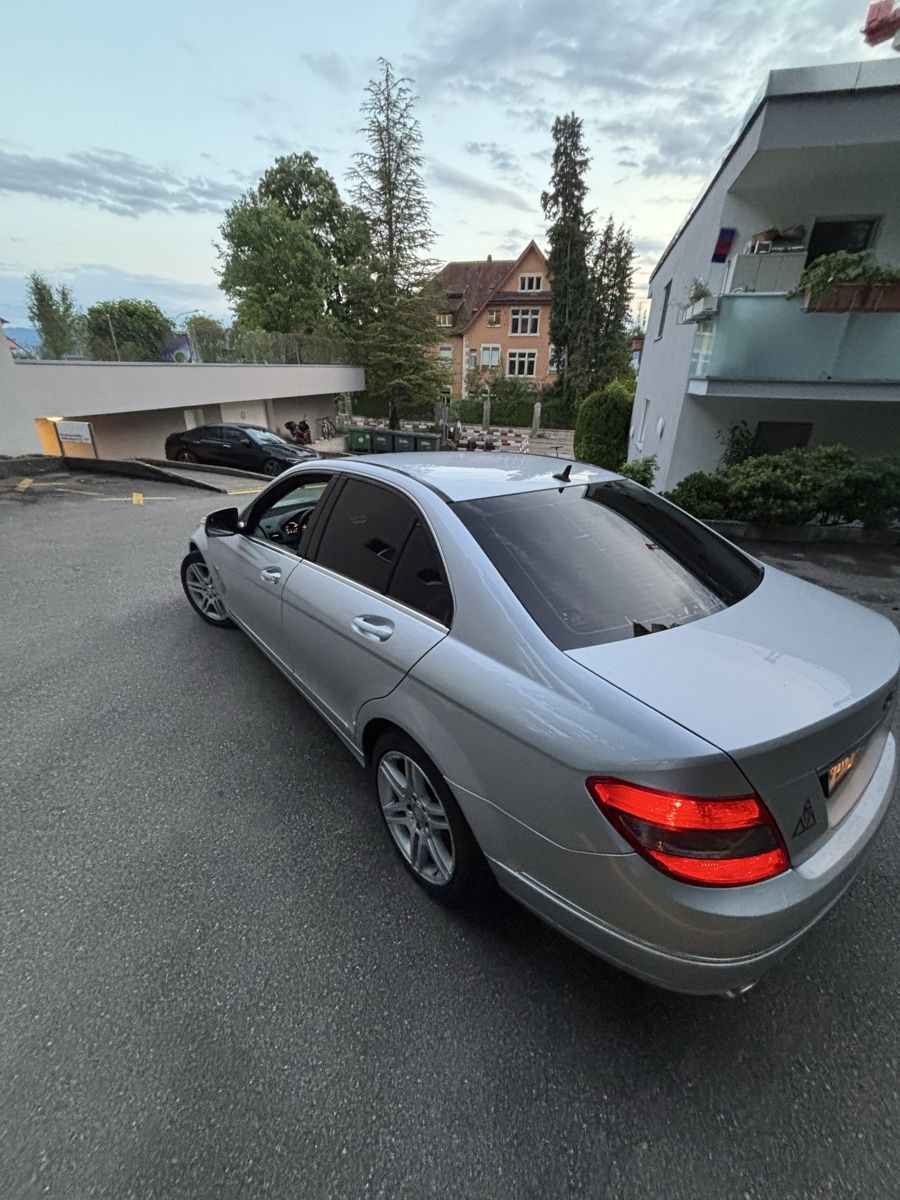 Mercedes-Benz Automobili: Mercedes w204 c200 – Usato da Herrliberg venduto da Dmitry123 6