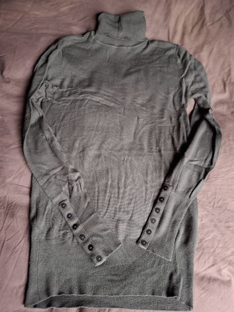 Pull col roulé vert olive taille S marque Zebra