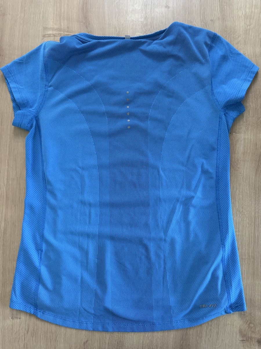 Nike T-shirt: Nike T-Shirt Grösse S – Usato da Wilen b. Wil venduto da Huibuh 1