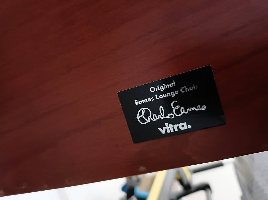 Poltrone: Original Vitra Eames Lounge Chair & Ottoman (2005) – Usato da Riniken venduto da 7ch_bx5j 1