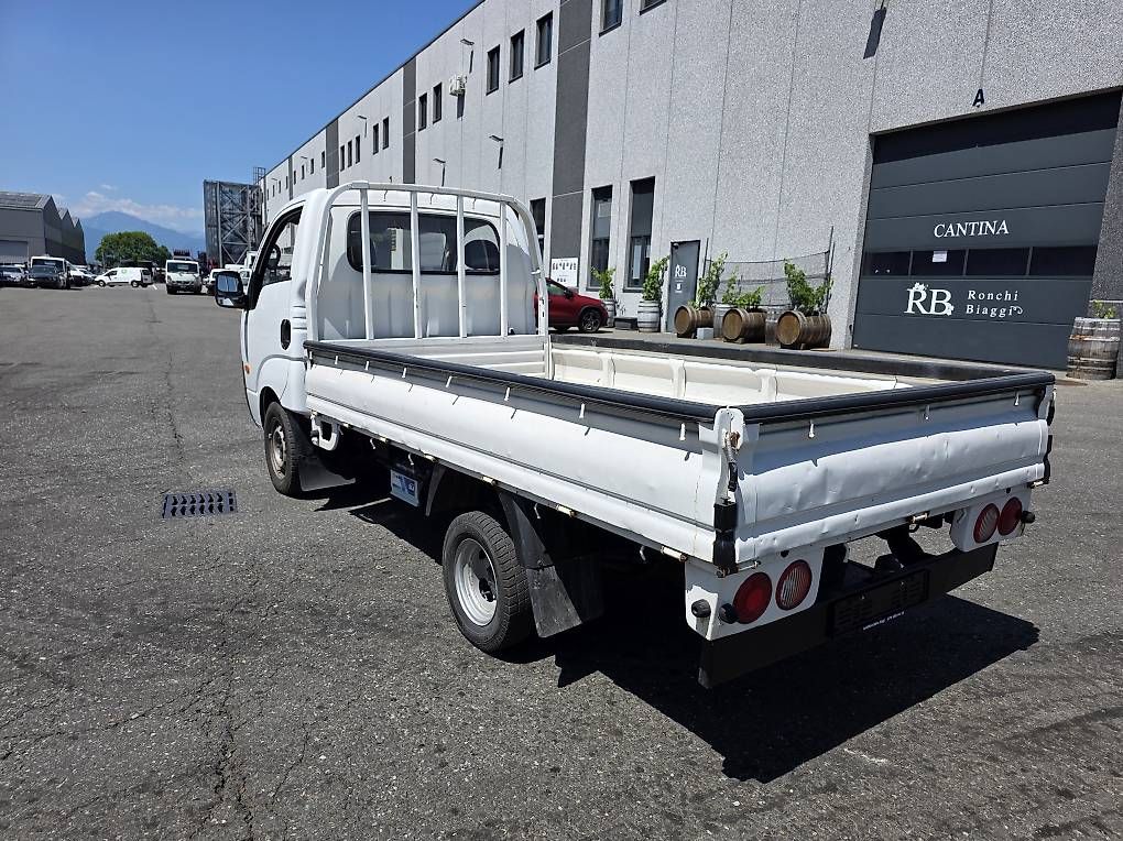 Veicoli commerciali: Kia K2900  Collaudato  09.01.2025 – Usato da Cadenazzo venduto da LuismacchineSagl 3