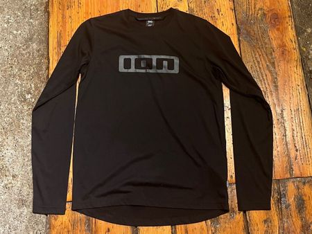 Ion Tee Seek Longsleeve NEU Gr. M