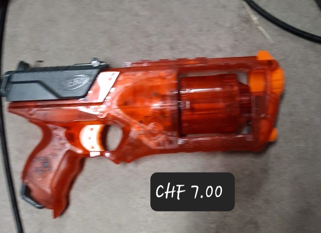 Nerf Jouets: NERF diverse Produkte – D'occasion à Tagelswangen par Heaven2501 4