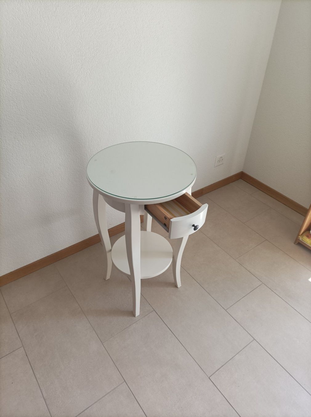 Cassettiere: Meuble blanc pour la decoration – Usato da Lausanne venduto da hdo_d2mm 1