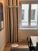 BELUX Disk Stehleuchte weiss – Designklassiker Daniel Kübler