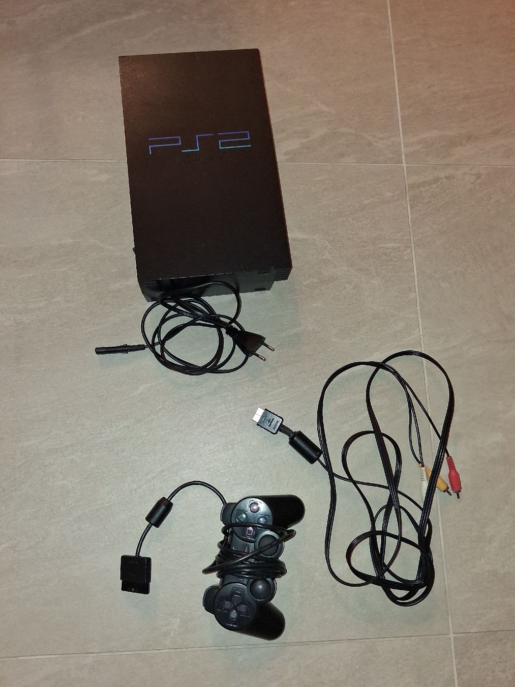 Sony Konsolen: PS2 avec 60 jeux – Gebraucht aus Martigny von Antoinevonder 1
