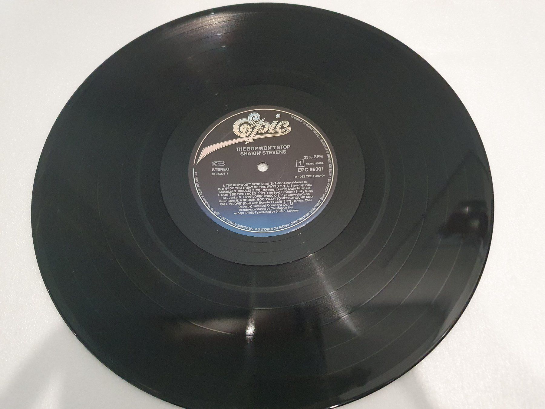 Dischi in vinile: Shakin' Stevens – The Bop Won't Stop – Usato da Uster venduto da Vinyl-Leidenschaft 4