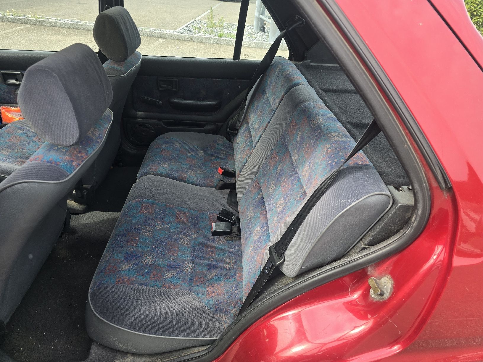 Peugeot Automobili: peugeot 106 1.1 – Usato da Thayngen venduto da Central5 5
