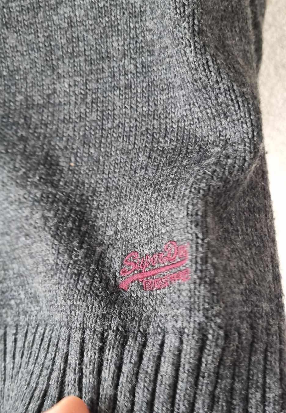 Superdry Maglioni & Felpe: Superdry Knit Pullover, Gr. S - Sommeraktion – Usato da Oberriet SG venduto da gimidrip 2