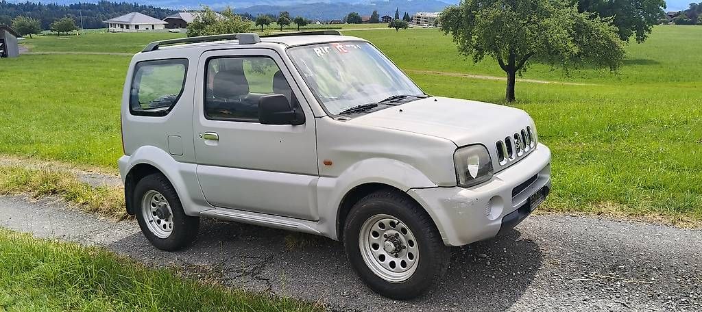 Autos: Suzuki Jimny 30km/h – D'occasion à St.Gallenkappel par Marnyf 1