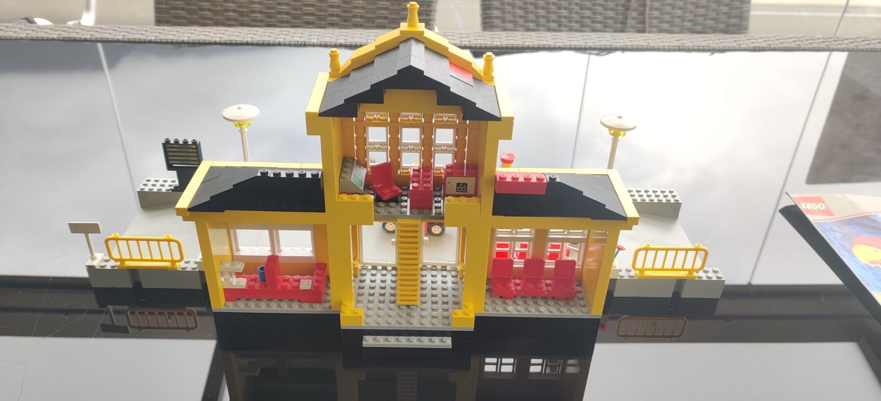 Lego Kit di costruzioni: Lego® 4554 Bahnhof – Usato da Erstfeld venduto da Bini-CH 2