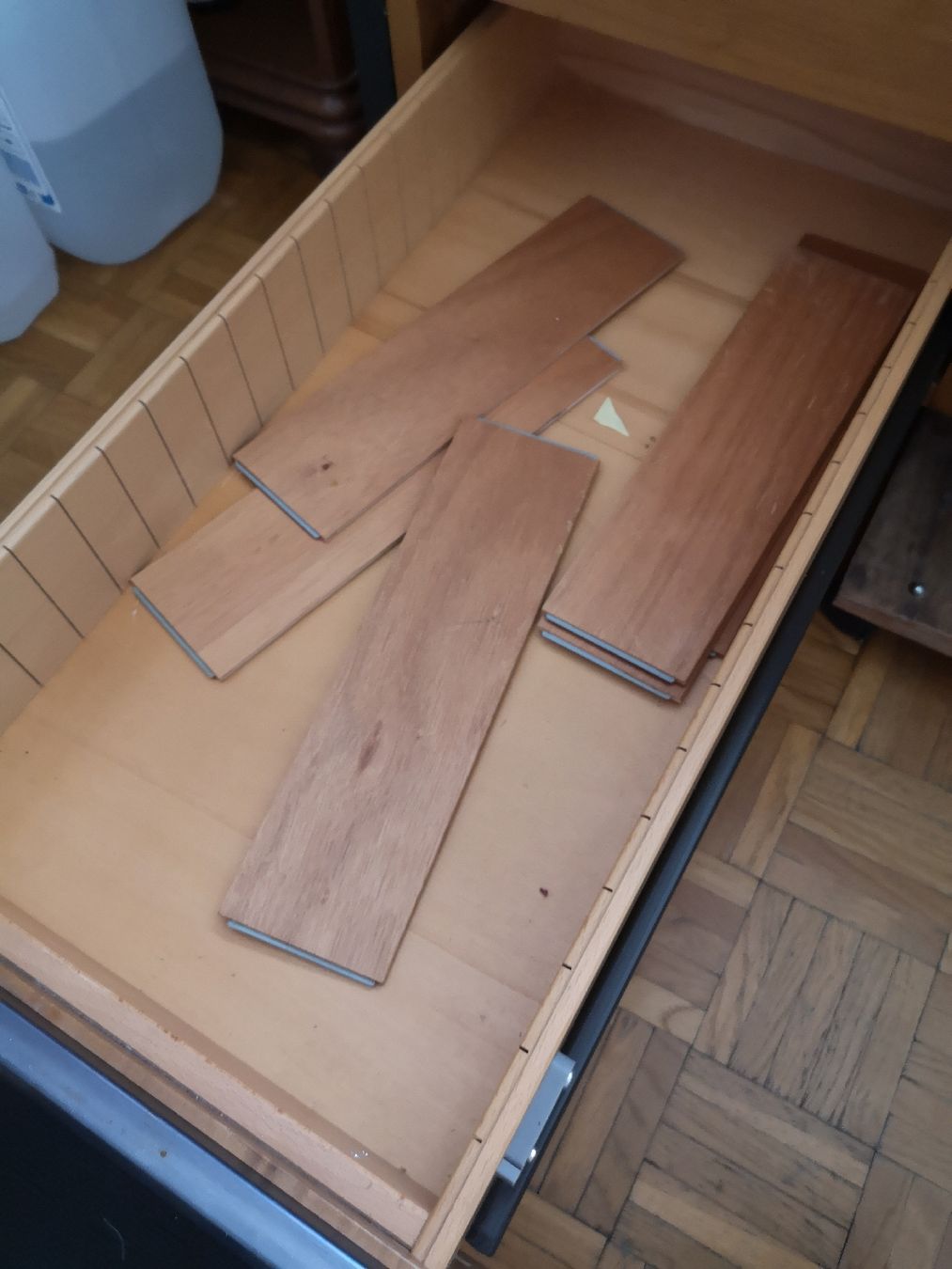 Scrivanie: Bureau en bois massif – Usato da Chêne-Bourg venduto da son_tlv8 3