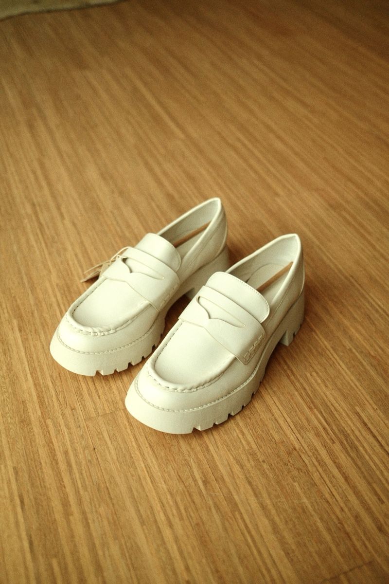 Pull&Bear Herrenschuhe: Loafer weiss, Grösse 40, Pull & Bear – Neu (gemäss Beschreibung) aus Winterthur von ZombieSpaceShark
