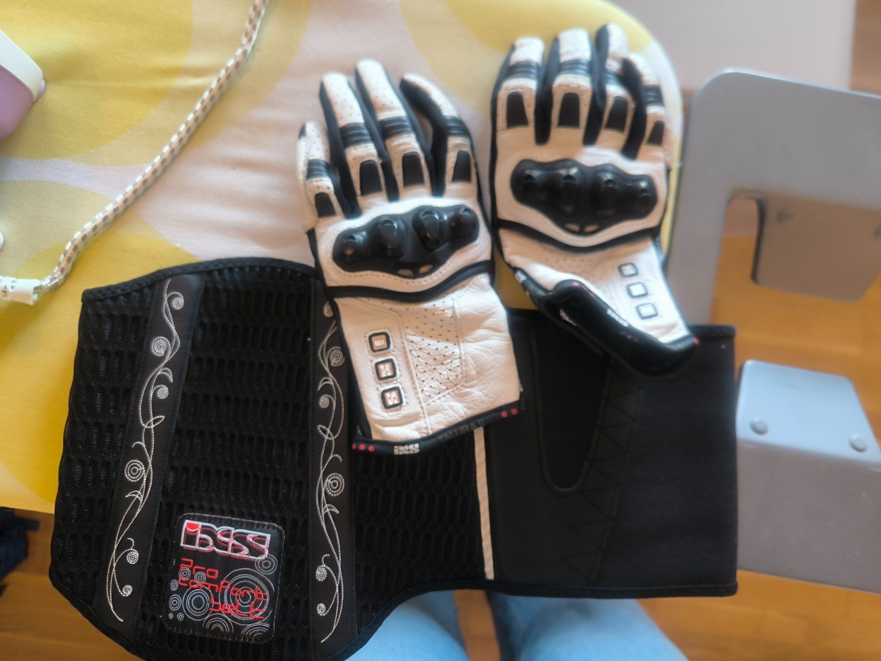 IXS Completi & Tailleur: Komplettes Set Motorradkleidung IXS – Nuovo (secondo la descrizione) da Fahrwangen venduto da frau_pouline 2