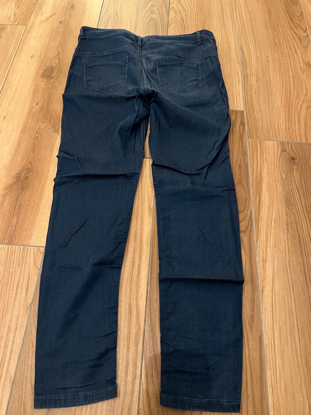 Calzedonia Pantaloni: Calzedonia Hose Gr 42 – Usato da Hinwil venduto da jua_t8vd 2