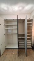 Kleider Schrank