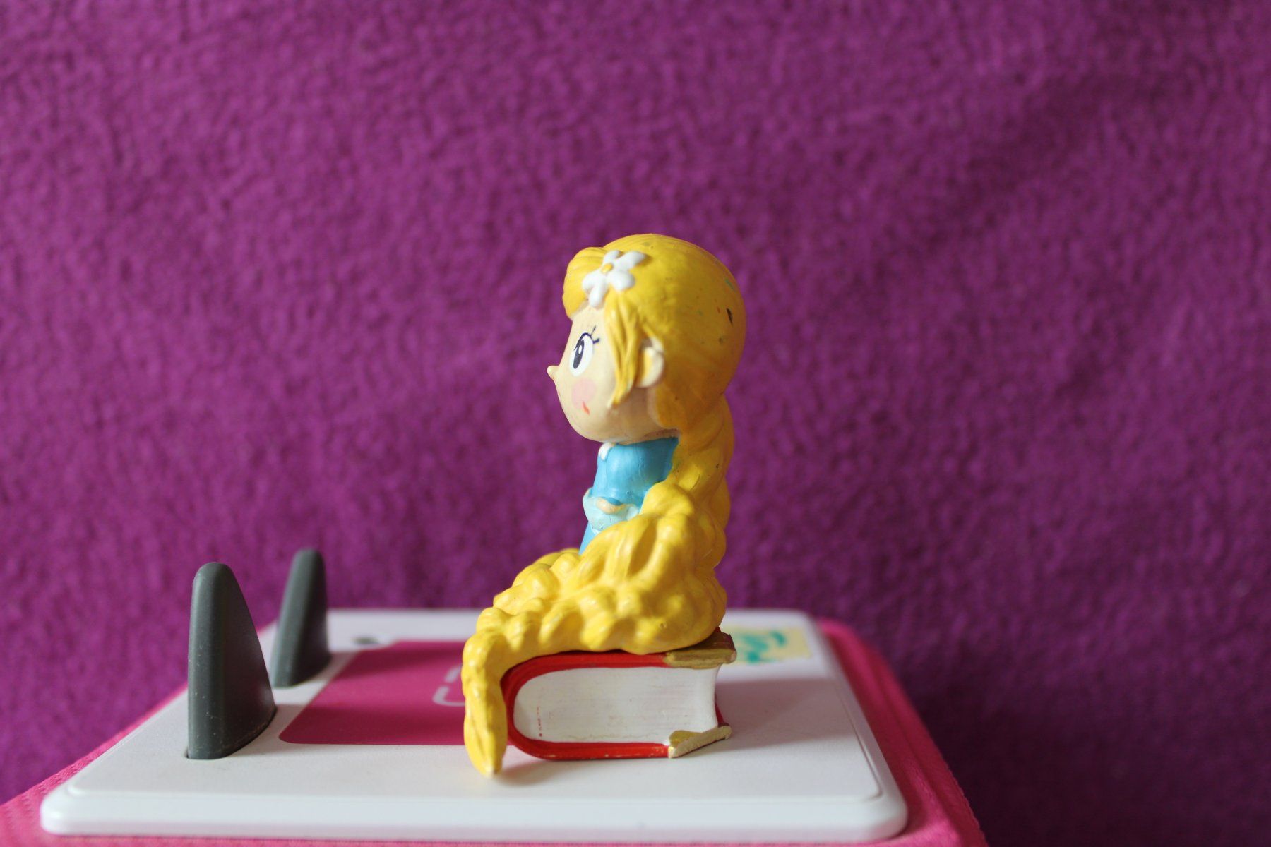 Tonies Giocattoli: Tonie Box Figur - Lieblingsmärchen - Rapunzel – Usato da Müllheim Dorf venduto da Seeeule01 3