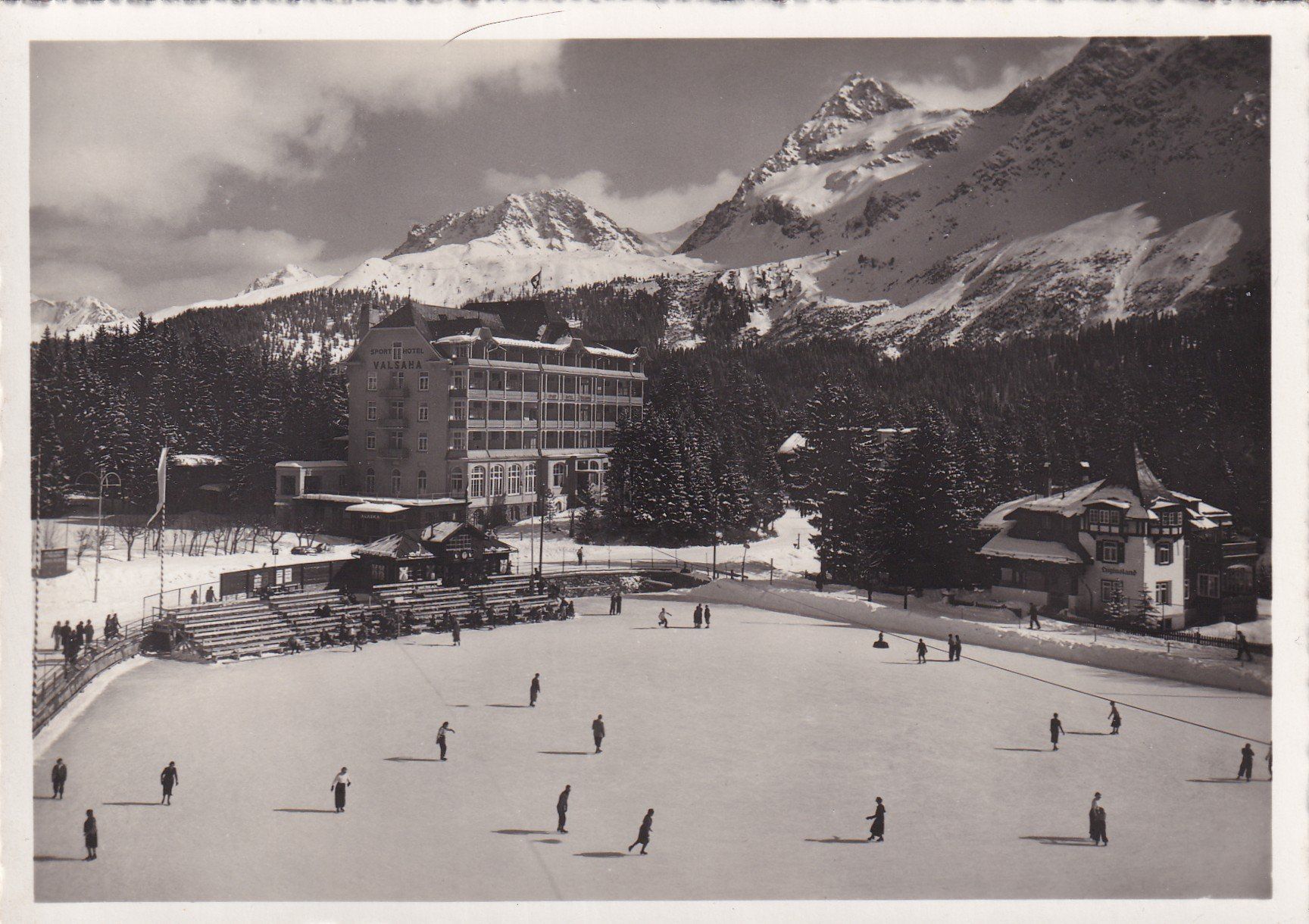 Cartes postales: Arosa Eisbahn Obersee – D'occasion à Cormoret par Pascalll2001