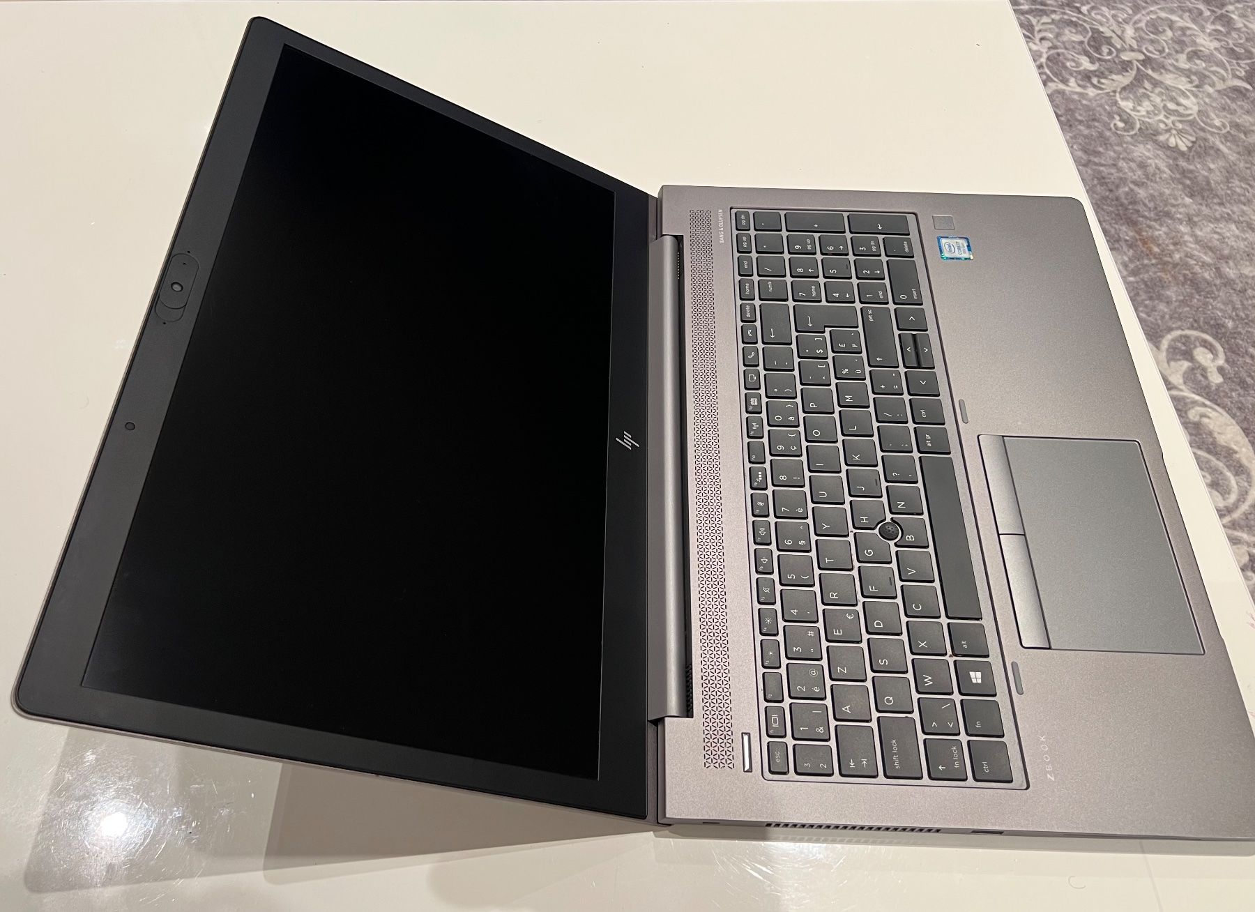 Hewlett Packard Notebook: HP Zbook 15u G5 – Nuovo (secondo la descrizione) da Reinach AG venduto da Noar.K 1