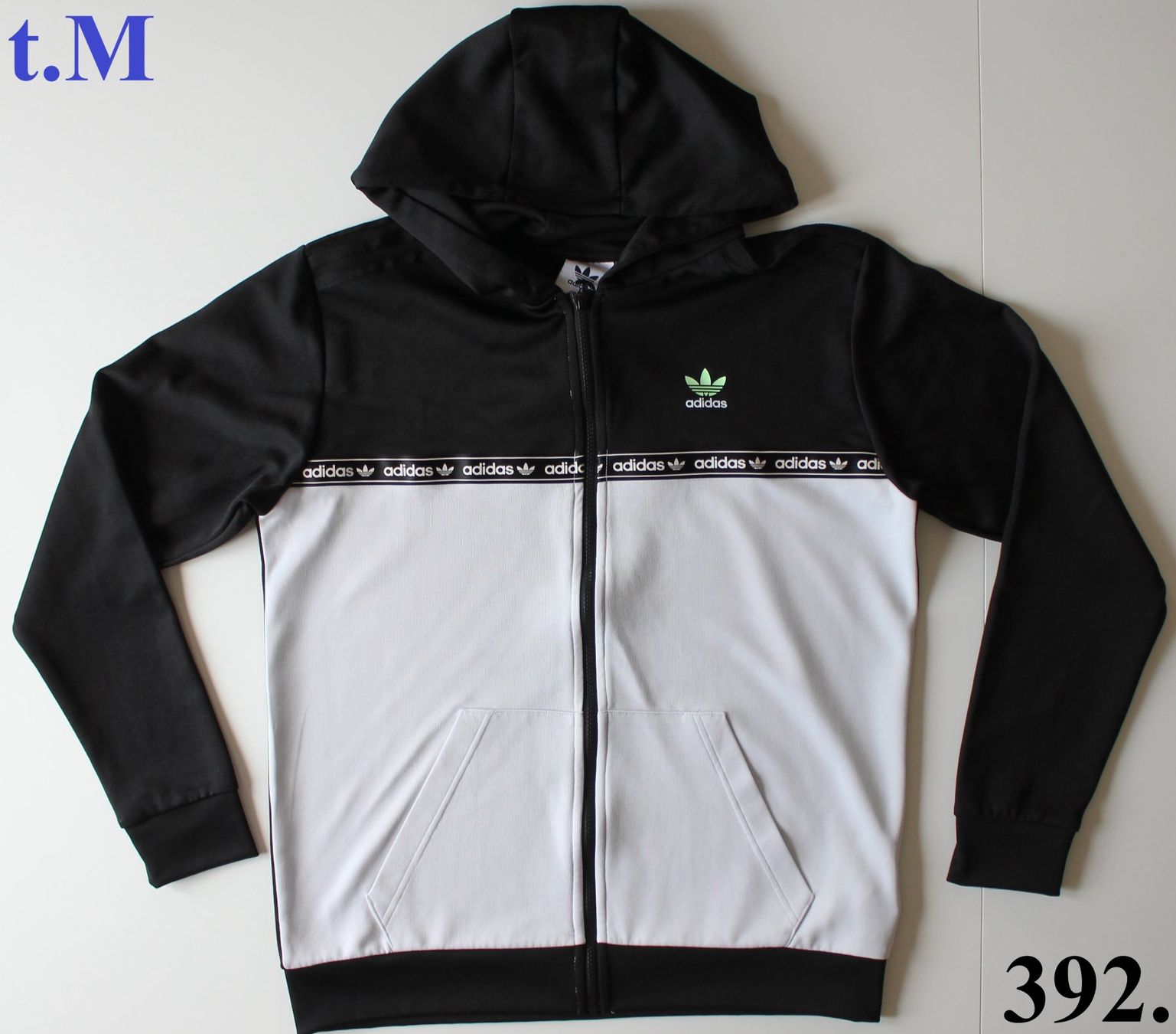 Adidas Giacche: Veste Adidas   t. M – Usato da Peseux venduto da Gilloss
