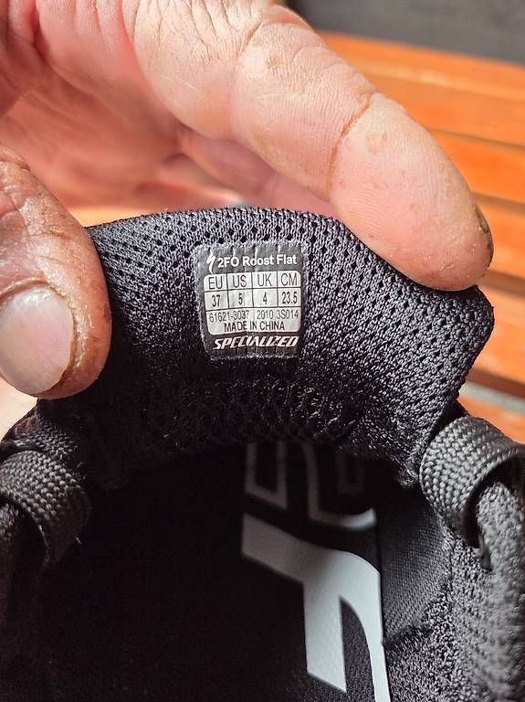 Scarpe da uomo: A vendre  soulier de velo specialized – Usato da corbeyrier venduto da cuicui66 3