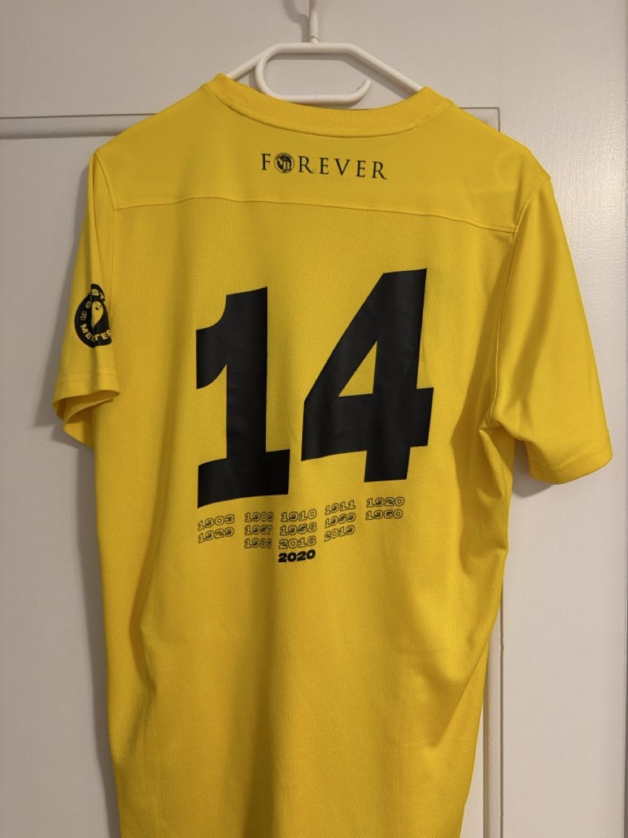 Nike T-shirt: Nike BSC Young Boys Meester T-Shirt – Usato da Ostermundigen venduto da Boss127 1