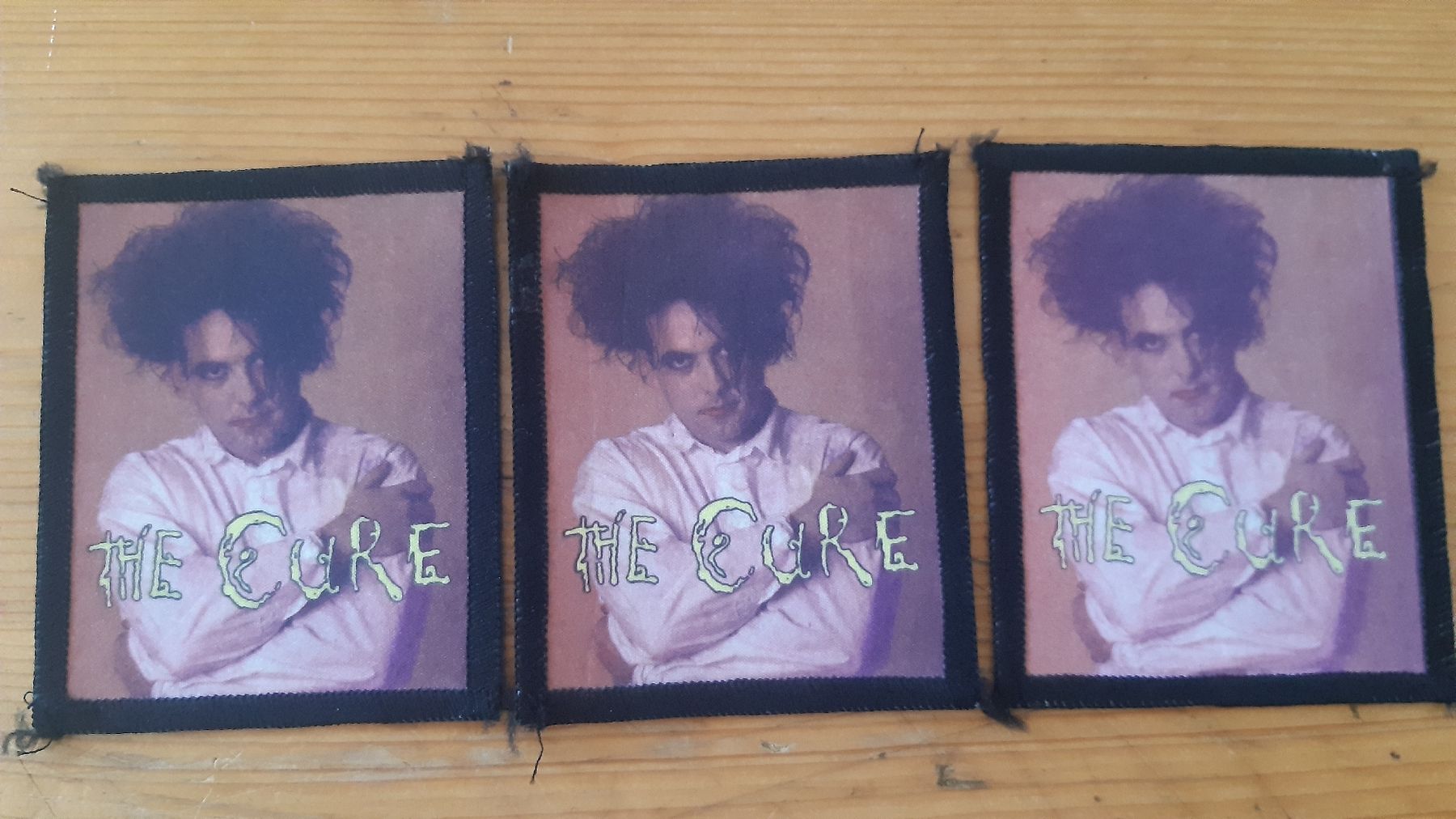 Patches: Aufnäher The Cure Robert Smith 3 Stk. neu – Neu (gemäss Beschreibung) aus Oey von Parkplatzbrocki 1