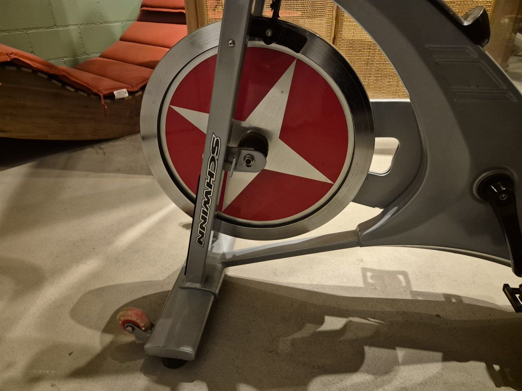 Schwinn Hometrainer: Schwinn IC Evolution Indoor Cycle – Studio-Qualität – Usato da Herrliberg venduto da Malvernian121 2