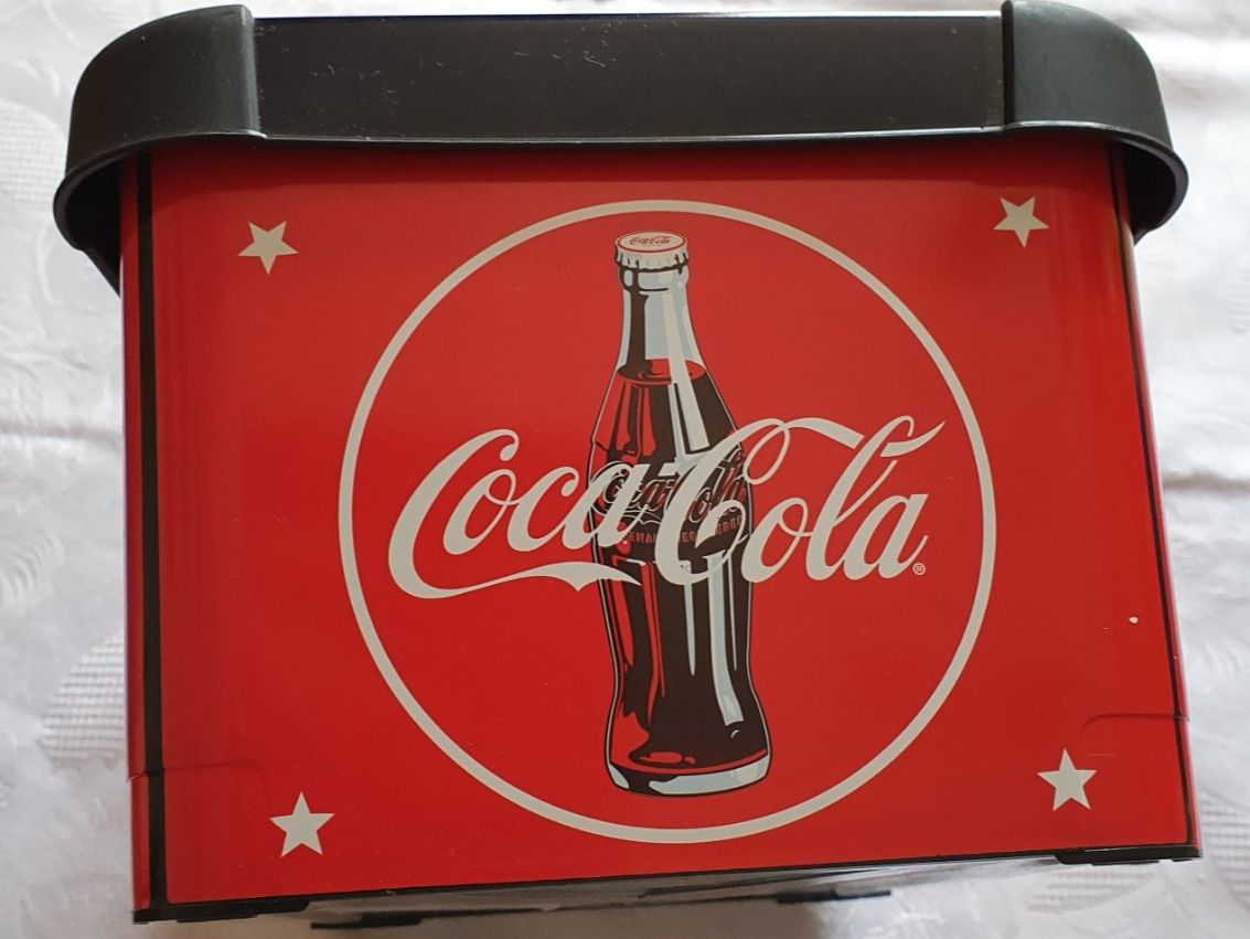 Contenitori & Simili: Coca Cola Box Plastig – Usato da Läufelfingen venduto da jac_vp95 1