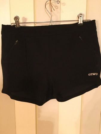 GEWO Sporthose, schwarz, Gr. M