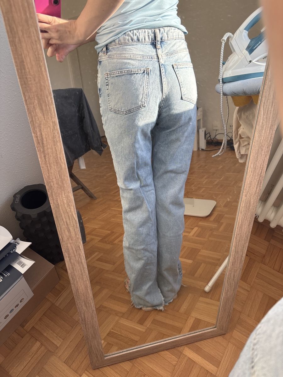 Jeans: Trendy frayed jeans – Usato da Winterthur venduto da kar_5kzx 3