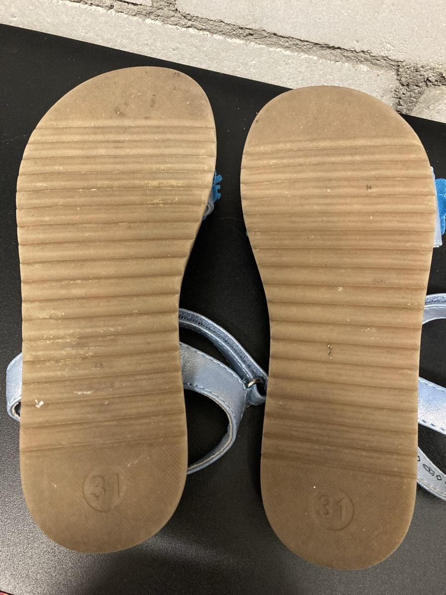 Graceland Scarpe per ragazze: Sandalen mit Blumen – Usato da Röschenz venduto da rah_8hkj 2