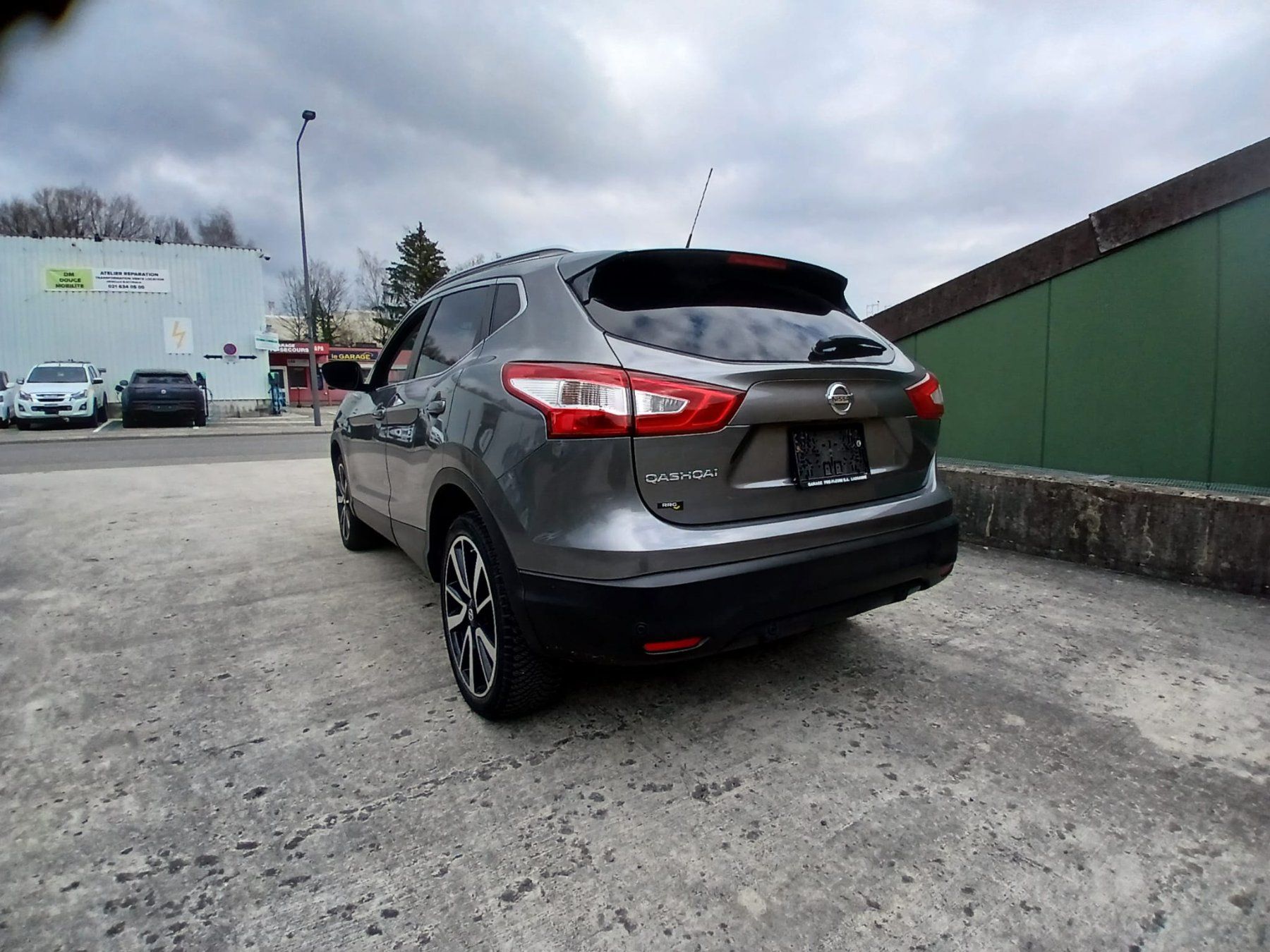 Nissan Autos: Nissan Qashqai – D'occasion à Lausanne par OF_Lausanne 2