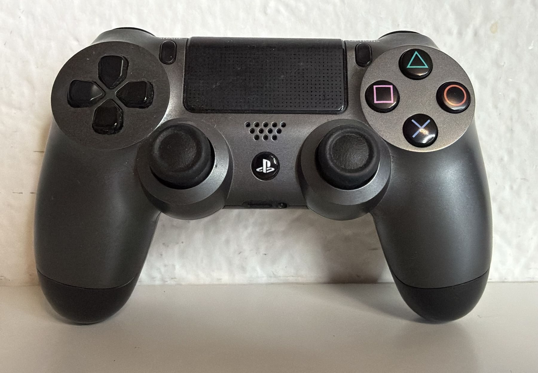 Controller: Sony PlayStation 4 Controller grau  – Gebraucht aus Ehrendingen von lax21
