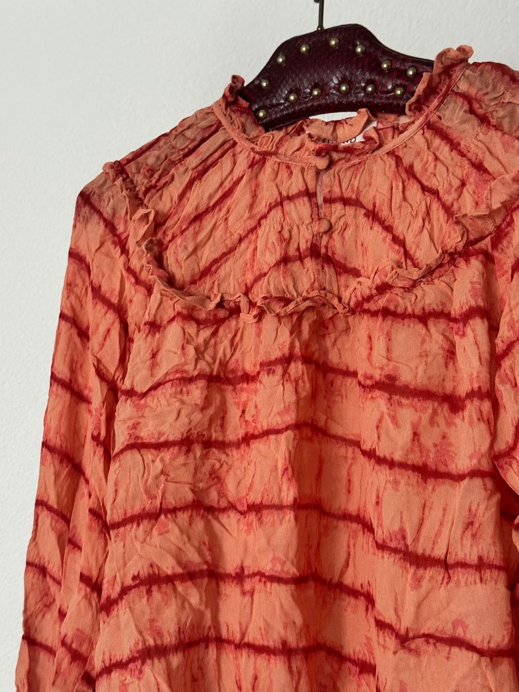 Chemisiers: Second Female Bluse Gr. M Batik orange rosa Top – D'occasion à Gibswil par Engelsgleich 4