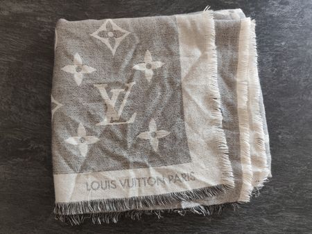 Louis Vuitton Chale cashemire