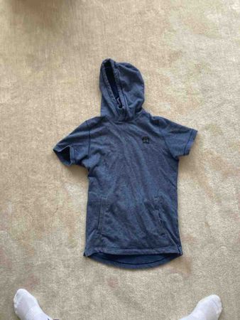 Kapuzenpullover kurzarm blau gebraucht