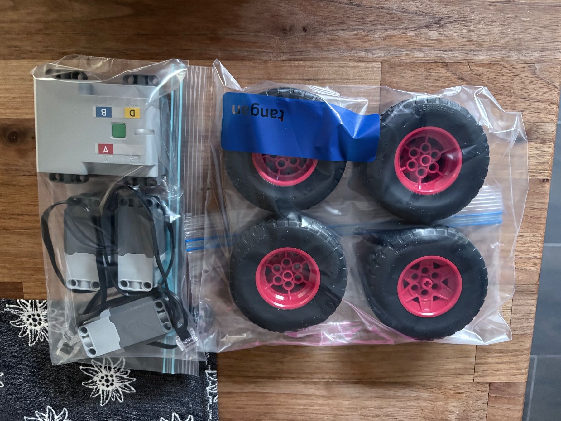 Technics Baukästen: Lego Technic 42124 – Gebraucht aus Wattwil von Bienen57 2