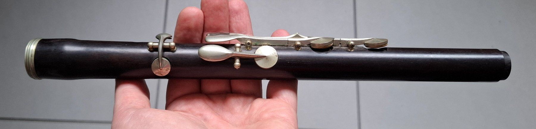 Strumenti musicali: G.H.Hüller Schwedler Holz C- Traversflöte – Usato da La Sarraz venduto da classicworldcoins 7