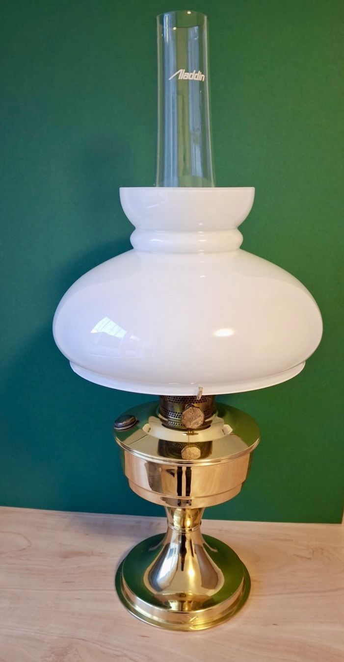 Lampen: Petroleum Lampe Aladdin Nr. 23 – Neu (gemäss Beschreibung) aus Goldiwil (Thun) von mps_r7ld
